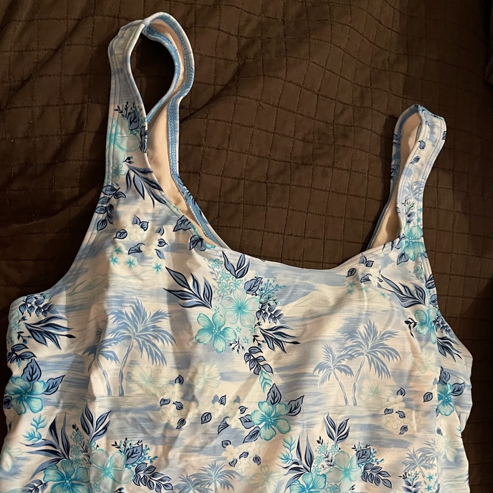 🥰 4/$25- Plus Size Cherokee Bathing Suit Top